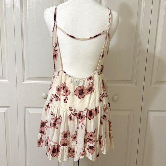 BRANDY MELVILLE Floral Sundress Pink Mauve Rose Flowers - Picture 4 of 10
